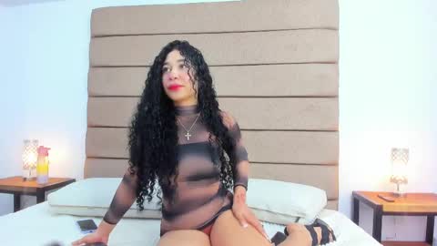 sally rosses online show from 02.15.25