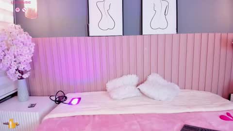  Sally White  online show from 12.15.25