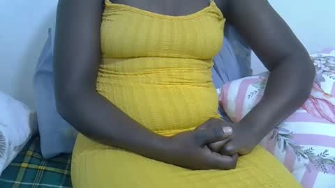 Snapshot of sallybabes255 chatting on 12.17.25 Salome online show from 12.17.25