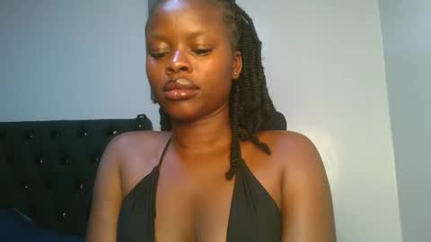 Snapshot of sallysasha254 chatting on 10.02.25 sallysasha254 online show from 10.02.25
