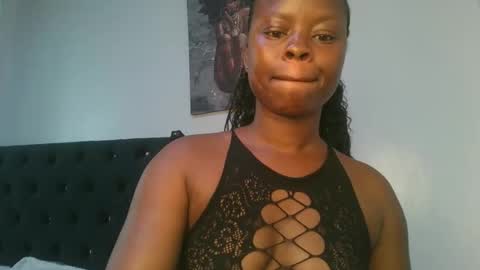 Snapshot of sallysasha254 chatting on 11.01.25 sallysasha254 online show from 11.01.25