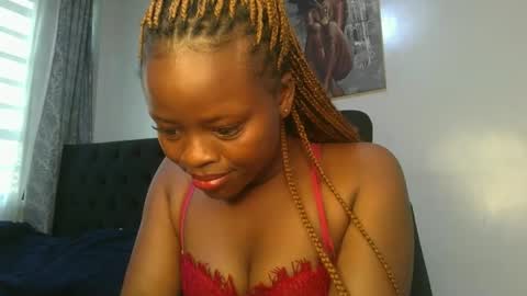 Snapshot of sallysasha254 chatting on 12.02.25 sallysasha254 online show from 12.02.25