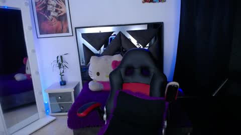 SALO HOT online show from 04.08.26