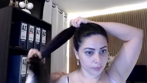 Snapshot of salome_010 chatting on 04.12.26 Salome online show from 04.12.26