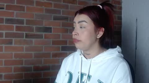 Snapshot of salome__palmer chatting on 03.08.25 online show from 03.08.25