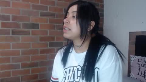 Snapshot of salome__palmer chatting on 12.16.25 online show from 12.16.25