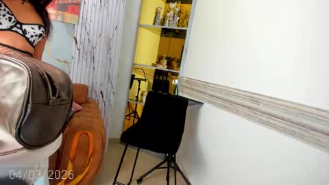 Snapshot of salome_langly chatting on 03.04.26 SALOME online show from 03.04.26