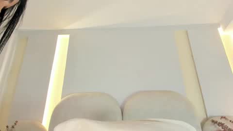   online show from 11.11.25