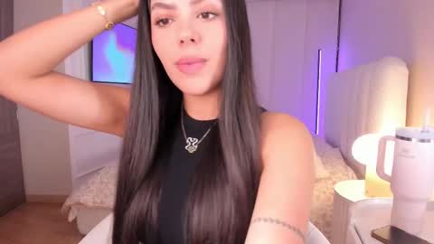 salo online show from 10.31.25