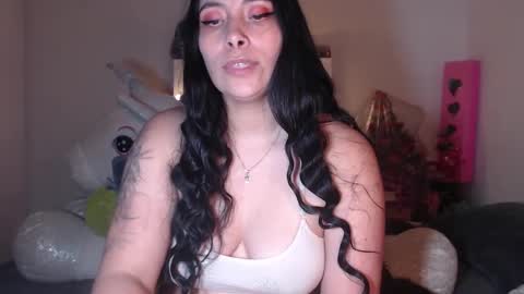 Snapshot of salomefox2 chatting on 12.20.24 yenny online show from 12.20.24