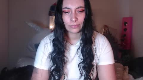 Snapshot of salomefox2 chatting on 12.21.24 yenny online show from 12.21.24