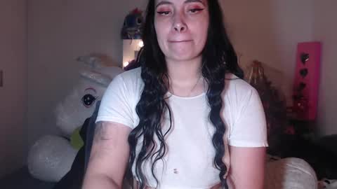 Snapshot of salomefox2 chatting on 12.24.24 yenny online show from 12.24.24