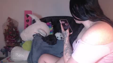 Snapshot of salomefox2 chatting on 02.05.25 yenny online show from 02.05.25