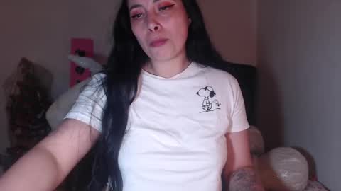 Snapshot of salomefox2 chatting on 02.07.25 yenny online show from 02.07.25