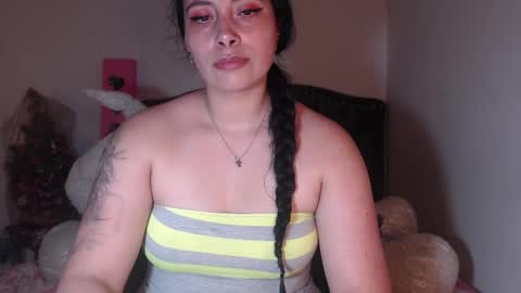 Snapshot of salomefox2 chatting on 02.08.25 yenny online show from 02.08.25