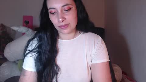 Snapshot of salomefox2 chatting on 02.19.25 yenny online show from 02.19.25