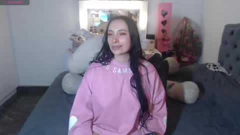 Snapshot of salomefox2 chatting on 09.13.25 yenny online show from 09.13.25