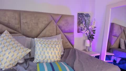 Snapshot of salomesimos1 chatting on 01.21.25 Salome online show from 01.21.25