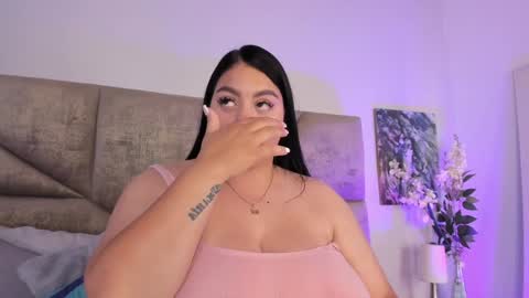 Snapshot of salomesimos1 chatting on 01.23.25 Salome online show from 01.23.25