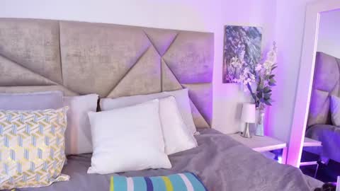 Snapshot of salomesimos1 chatting on 01.29.25 Salome online show from 01.29.25