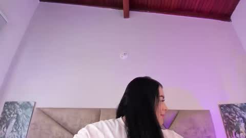 Snapshot of salomesimos1 chatting on 02.13.25 Salome online show from 02.13.25