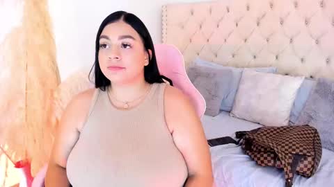 Snapshot of salomesimos1 chatting on 09.11.25 Salome online show from 09.11.25