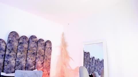 Snapshot of salomesimos1 chatting on 09.18.25 Salome online show from 09.18.25