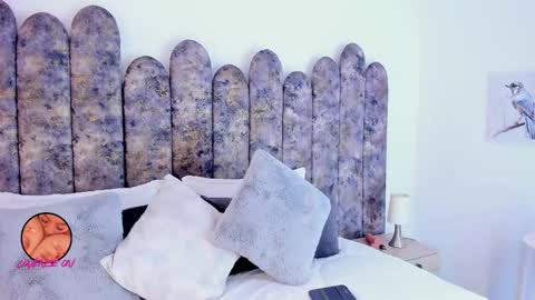 Snapshot of salomesimos1 chatting on 10.10.25 Salome online show from 10.10.25