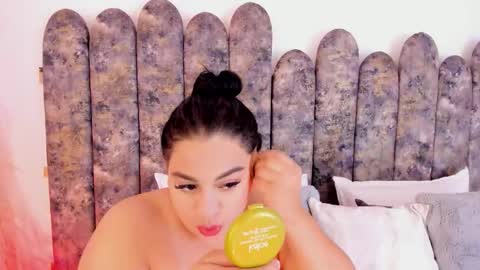 Snapshot of salomesimos1 chatting on 11.15.25 Salome online show from 11.15.25