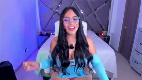 Salomme Cruz online show from 03.31.26