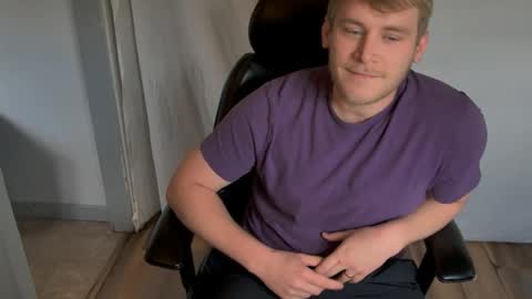 Snapshot of saltedsailor9 chatting on 11.13.25 SaltedSailor online show from 11.13.25