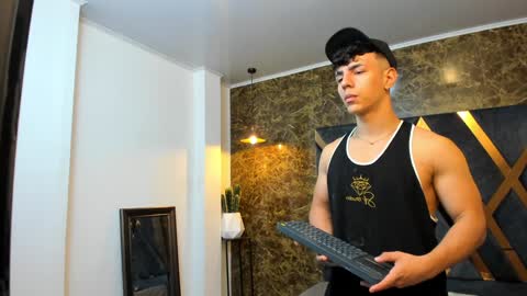 SALVATORE online show from 01.20.25