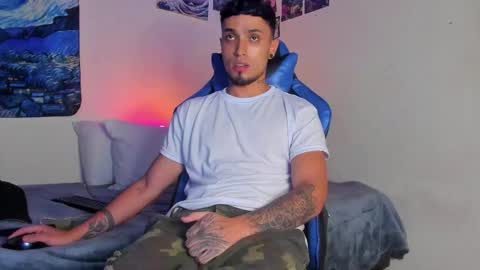 Snapshot of salvatore_dereck chatting on 03.09.26 online show from 03.09.26