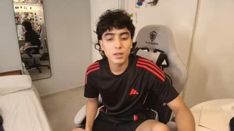 salvatore_montt online show from 12.05.25