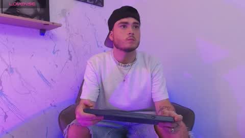 Salvatore  online show from 11.03.25