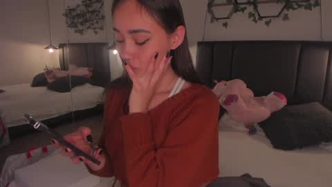 Stefana    or    Samchispas online show from 12.05.24