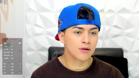 Snapshot of sam_daves_ chatting on 11.11.25 Sam online show from 11.11.25