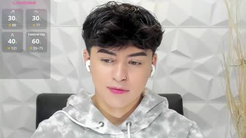 Snapshot of sam_daves_ chatting on 02.03.26 Sam online show from 02.03.26