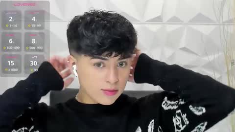 Snapshot of sam_daves_ chatting on 02.06.26 Sam online show from 02.06.26