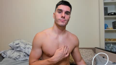 Snapshot of sam_huston18 chatting on 12.14.24 BACK IN 2 WEEKS online show from 12.14.24