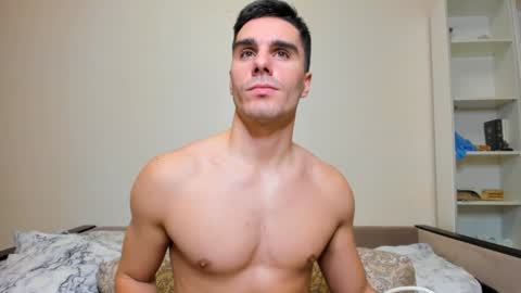 Snapshot of sam_huston18 chatting on 12.25.24 BACK IN 2 WEEKS online show from 12.25.24