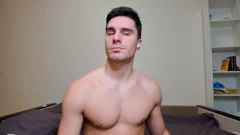 Snapshot of sam_huston18 chatting on 01.09.25 BACK IN 2 WEEKS online show from 01.09.25