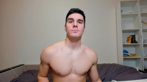 Snapshot of sam_huston18 chatting on 01.11.25 BACK IN 2 WEEKS online show from 01.11.25