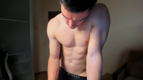 Snapshot of sam_huston18 chatting on 09.10.25 BACK IN 2 WEEKS online show from 09.10.25