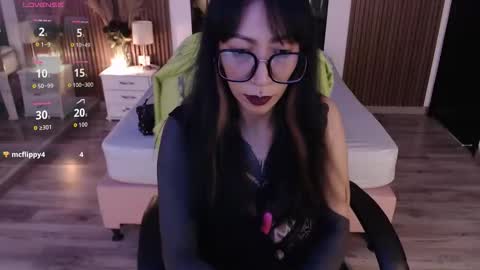 SAM MANSON online show from 12.20.25