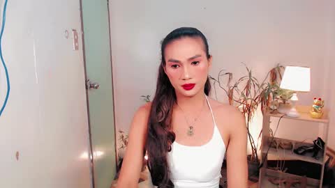 Snapshot of sam_mitinair chatting on 12.04.24 sam online show from 12.04.24