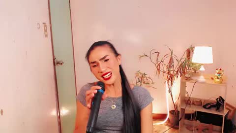 Snapshot of sam_mitinair chatting on 12.06.24 sam online show from 12.06.24