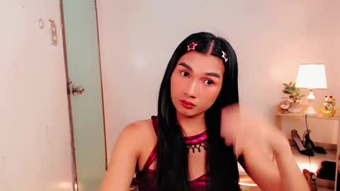 Snapshot of sam_mitinair chatting on 12.20.24 sam online show from 12.20.24