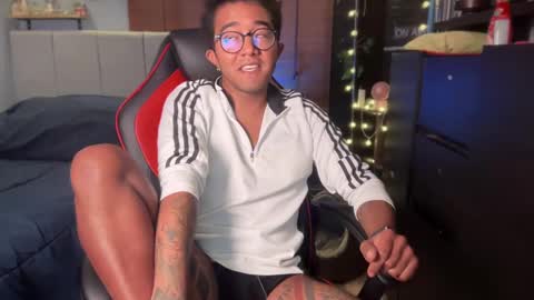 SAMUEL THOMPSON online show from 02.27.25