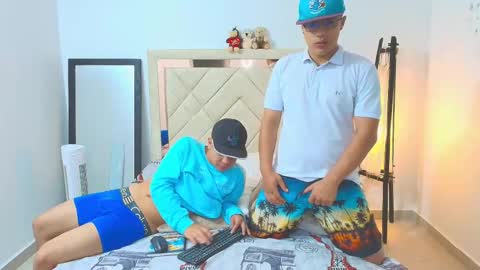 sam_tnt9 online show from 11.04.25